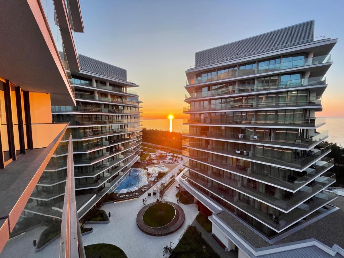 Wave Apartment Tyballtic 7Th Floor With Two Bedrooms And Sea View! Miedzyzdroje Exterior photo