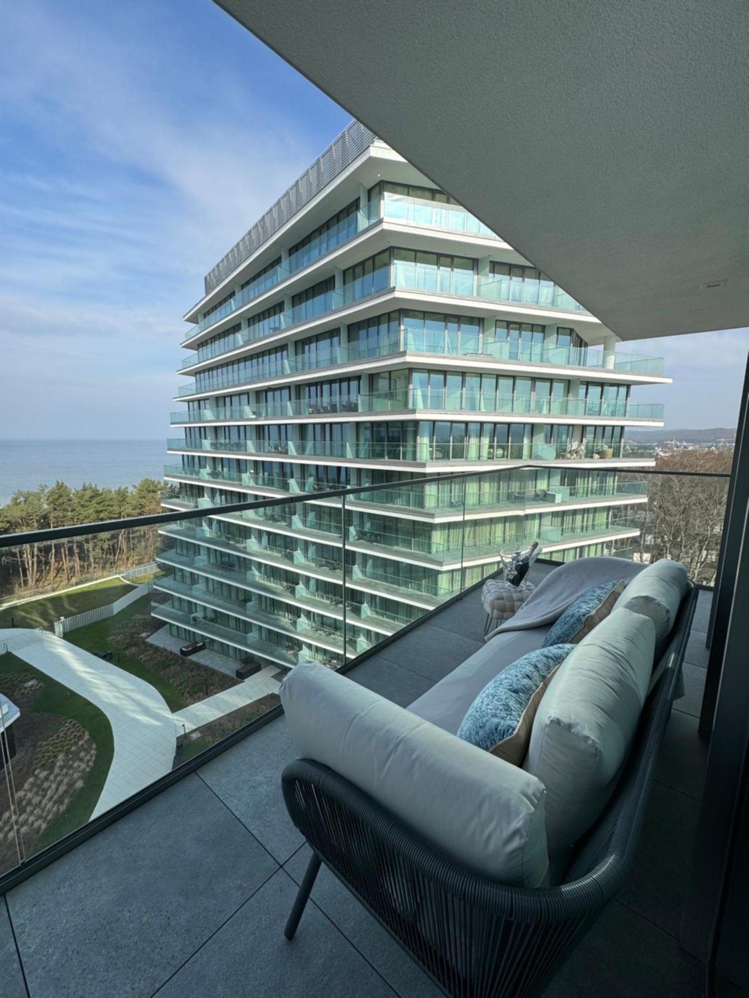 Wave Apartment Tyballtic 7Th Floor With Two Bedrooms And Sea View! Miedzyzdroje Exterior photo